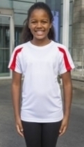 dri fit kindershirt in contrast kleuren.