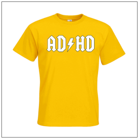 ADHD bedrukt op een geel t-shirt