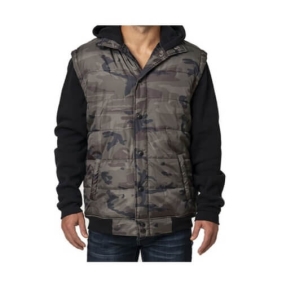 Camo fleece bodywarmer met capuchon en mouwen.