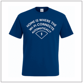 Home is where the WiFi connects automatically bedrukt op een t-shirt.