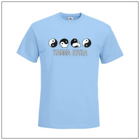 Karma sutra bedrukt op een t-shirt