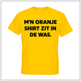 Mijn Oranje shirt zit in de was bedrukt op een geel t-shirt van BBshirts