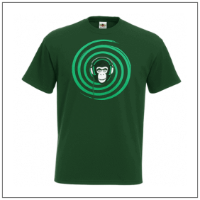 Monkey Music bedrukt op een groen t-shirt