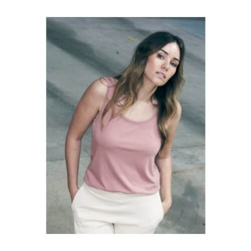 Womans Tank Top JT017 - Dusty pink model.